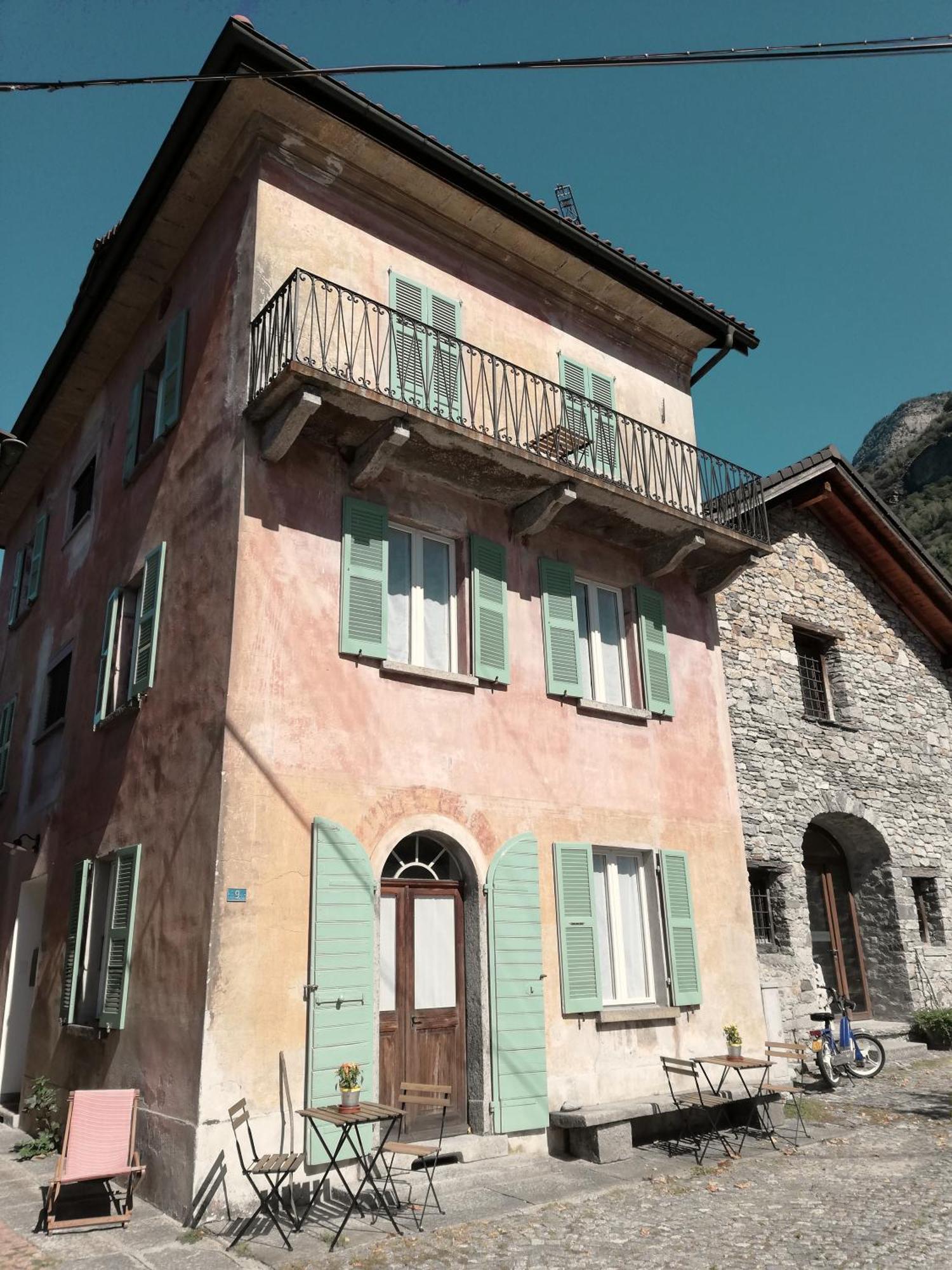 Aparthotel Casa Vino E Birra Osogna Exterior foto