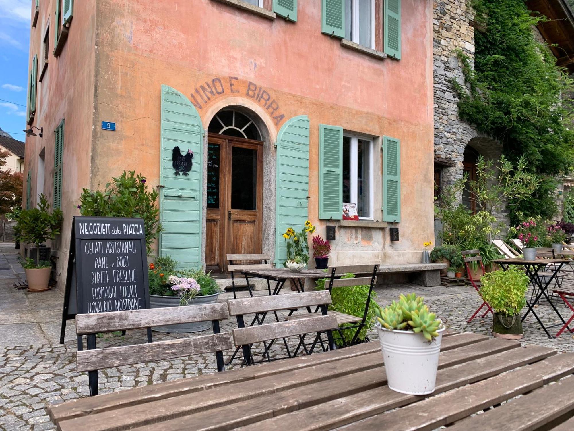 Aparthotel Casa Vino E Birra Osogna Exterior foto